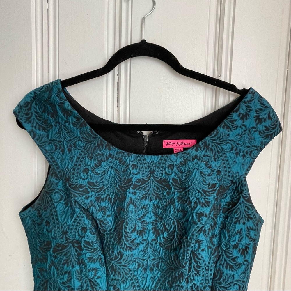 Betsey Johnson Metallic Jacquard A Line Dress